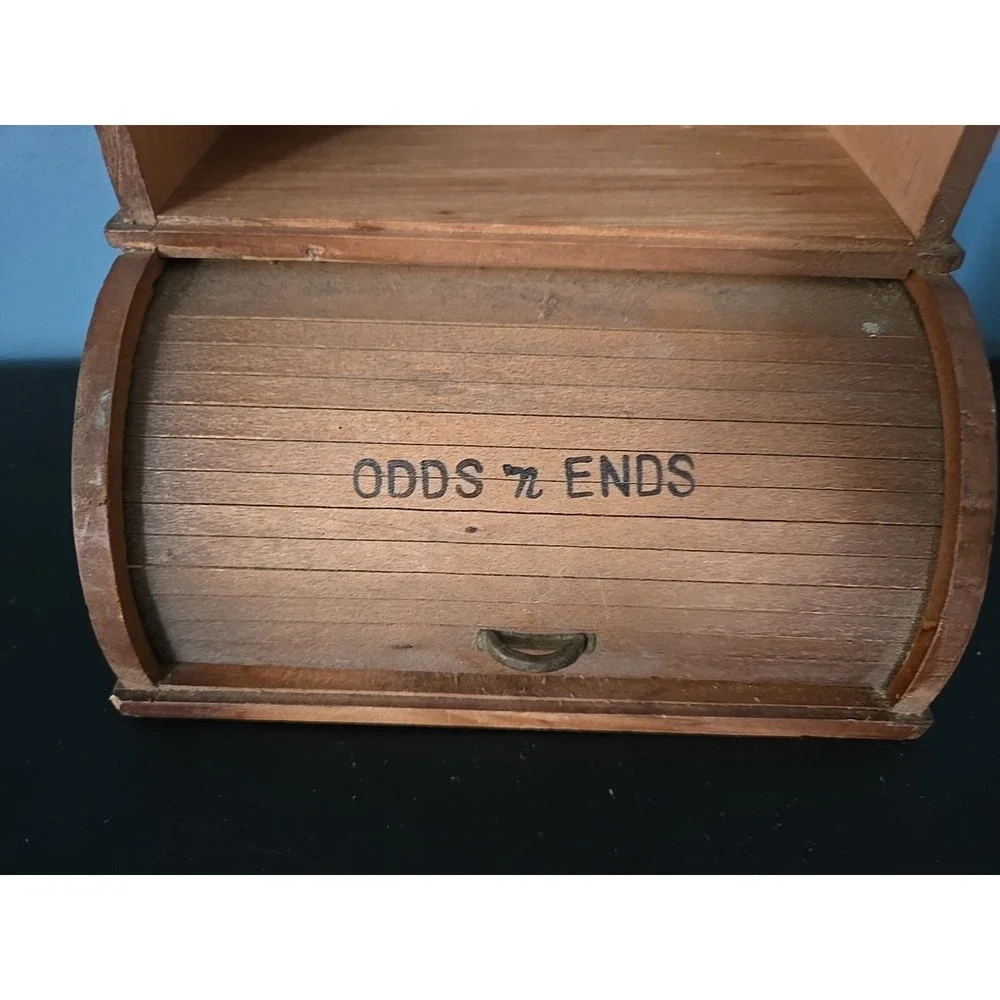 N/A wooden sewing